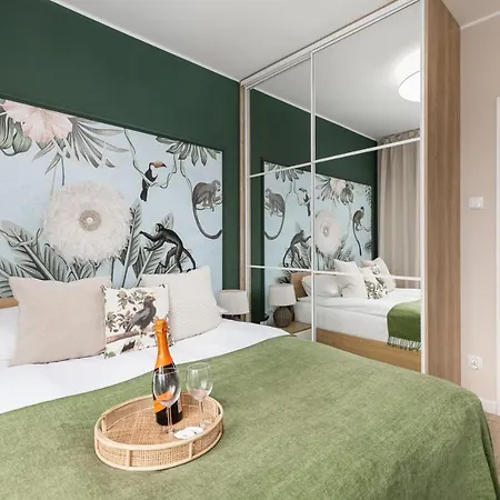 Luxurious Apartment Nadmorskie Tarasy Kolobrzeg By Renters Prestige Exterior photo