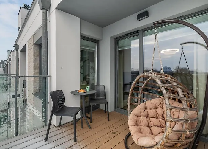 Luxurious Apartment Nadmorskie Tarasy Kolobrzeg By Renters Prestige
